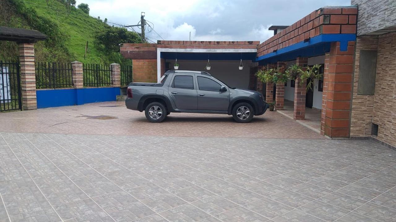 Finca Los Alpes San Jeronimo  Exterior photo