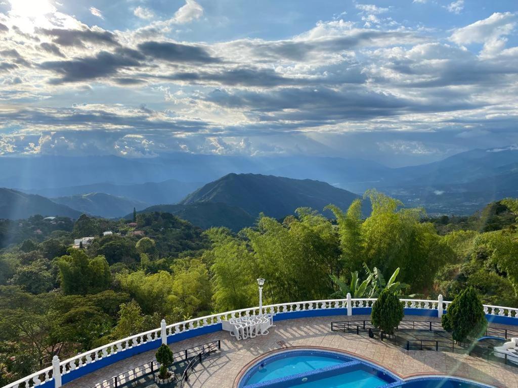 Finca Los Alpes San Jeronimo  Exterior photo